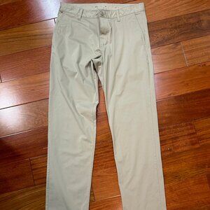 Rhone Commuter Pants in Khaki Size 32, Inseam 32